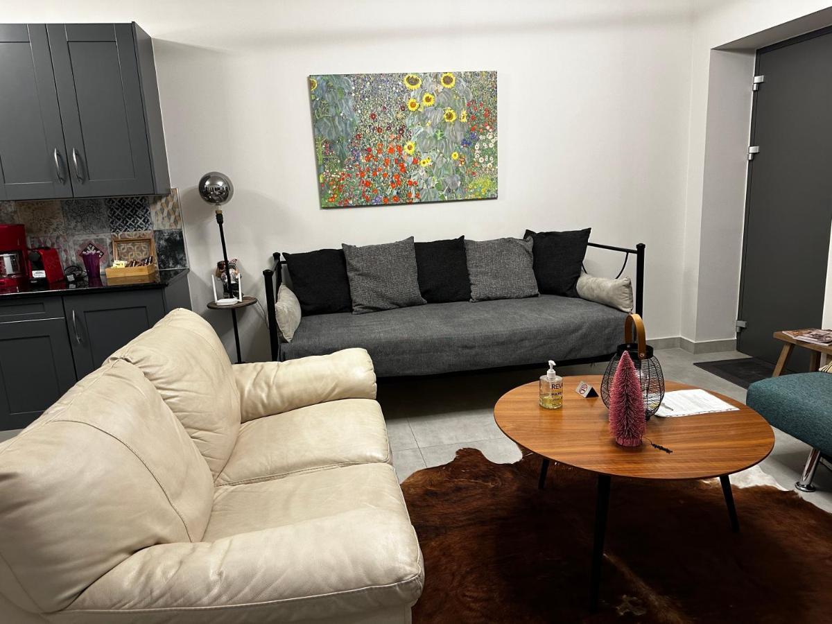 Ponte Vecchio Apartment Chalkís エクステリア 写真